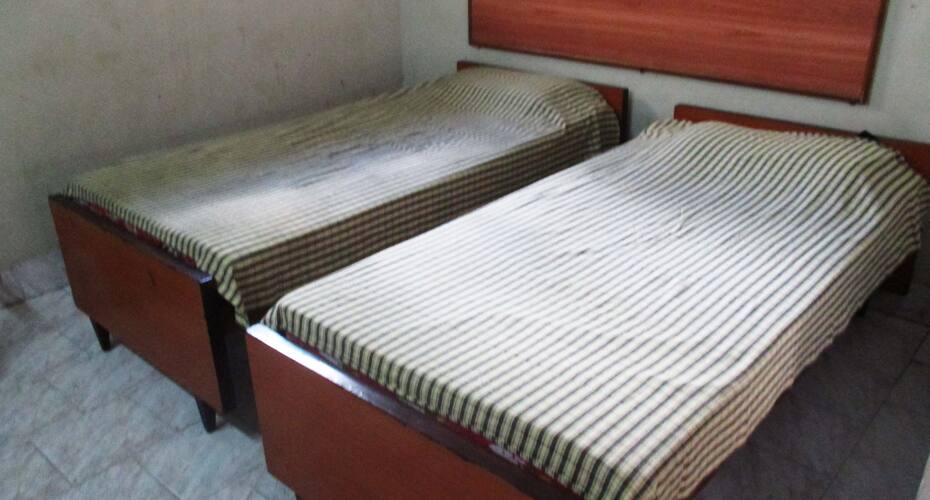 Krishna Reddy Deluxe Lodge, Siddipet 2